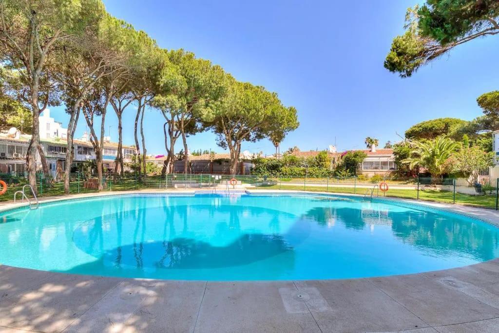 Calypso Holidays Apartamento